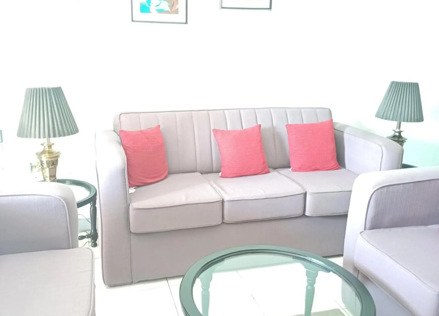 Embassy Deluxe 2 Apartment Kingston
